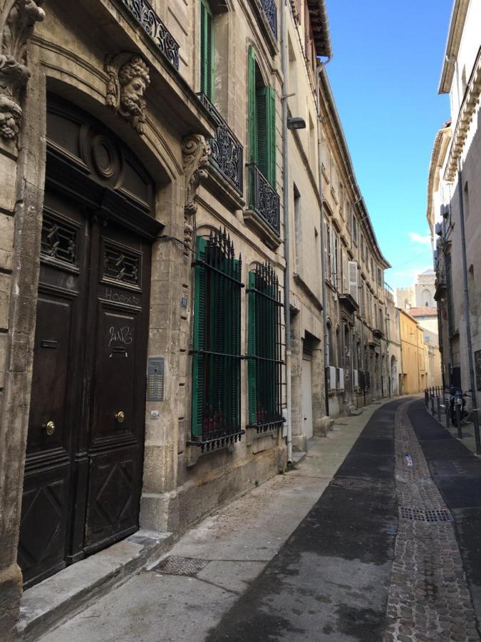 Studio Avec Terrasse Sur Cour, Authentique, Calme Авиньон Екстериор снимка