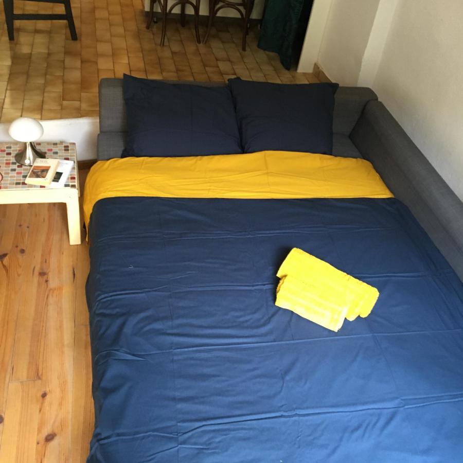 Studio Avec Terrasse Sur Cour, Authentique, Calme Авиньон Екстериор снимка