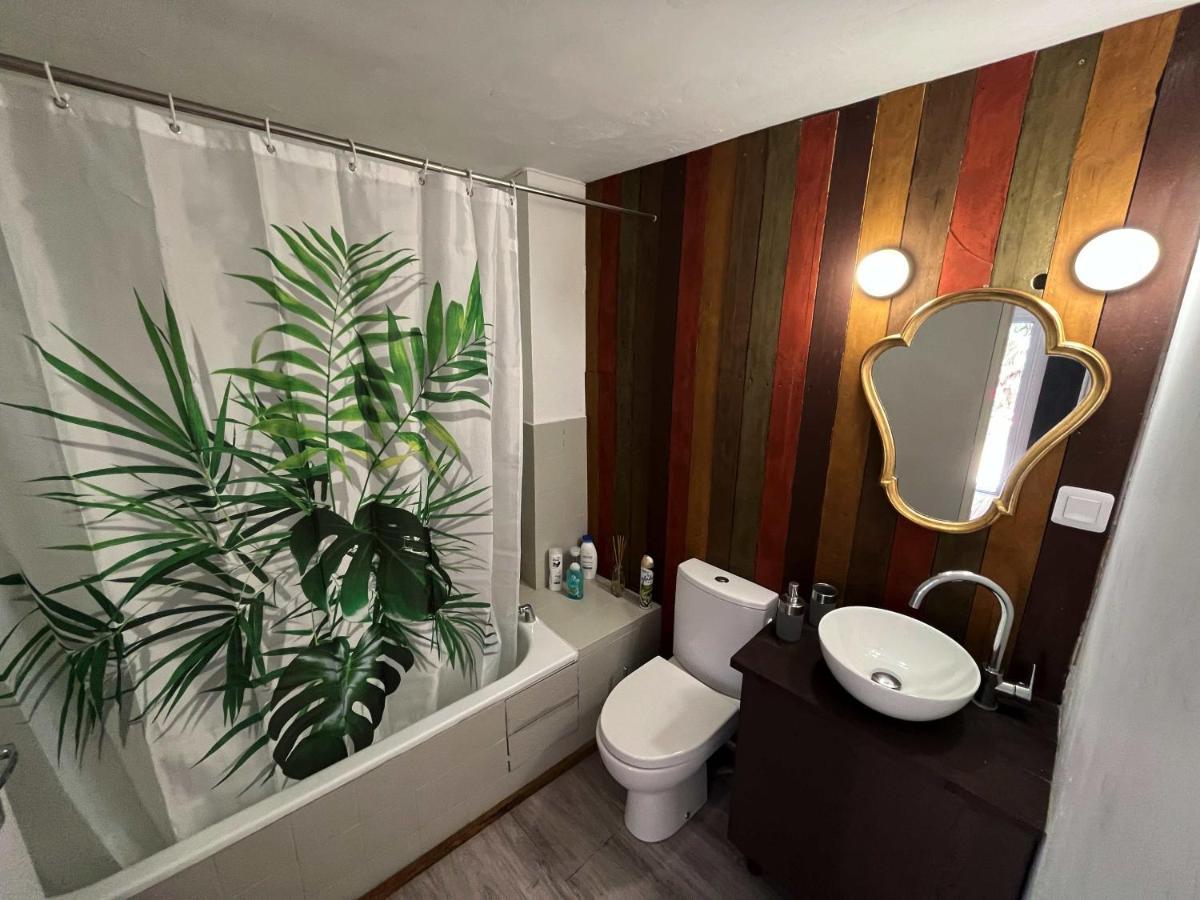 Studio Avec Terrasse Sur Cour, Authentique, Calme Авиньон Екстериор снимка